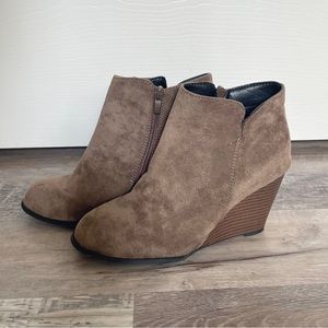 brown suede wedges from unknown!
